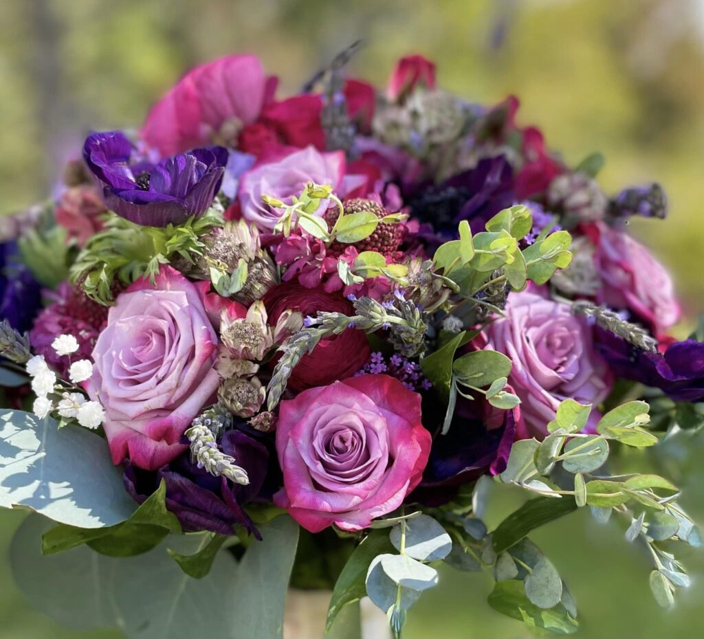 bridal boouquet jewel tones